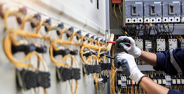 Professional Electrician technician working in Hico, TX